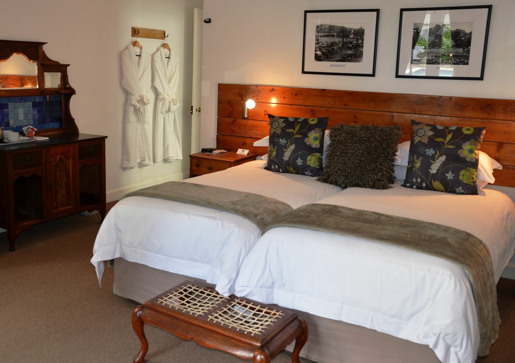22 Die Laan Guest House Стеленбош Екстериор снимка